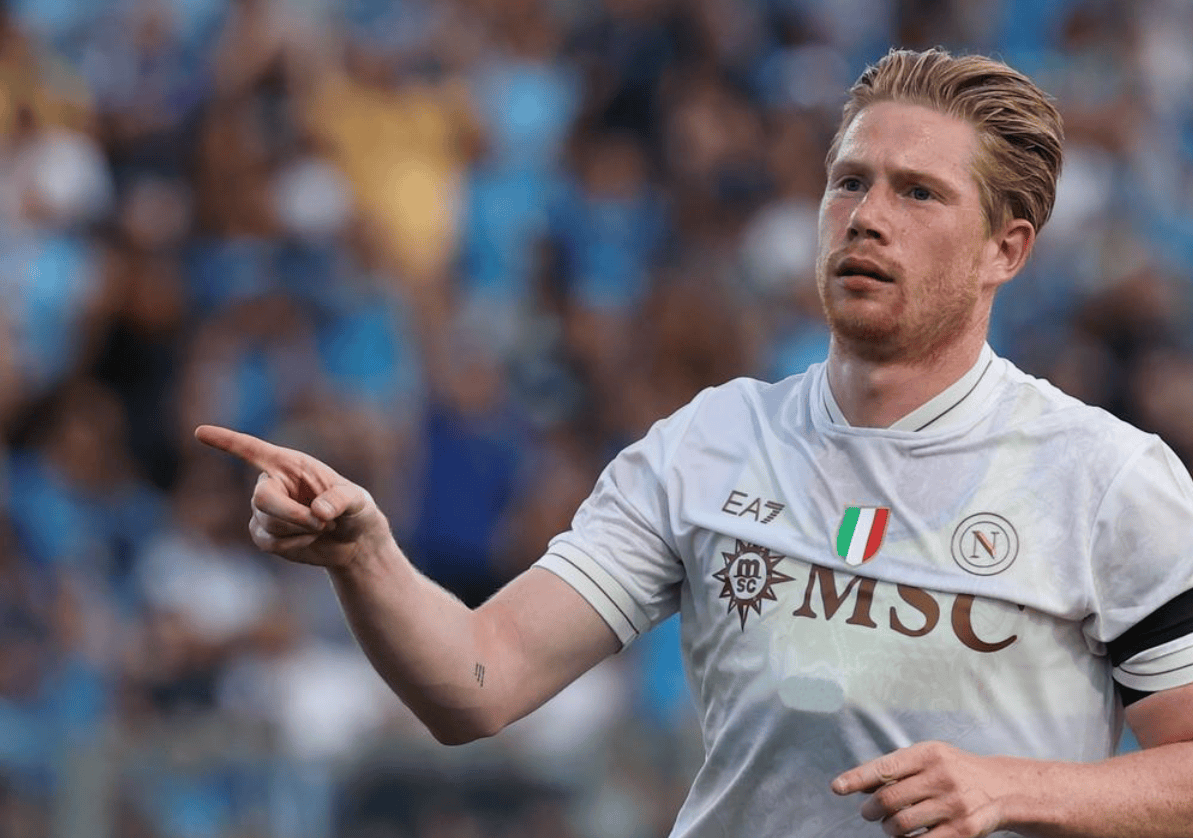 足协杯官方发布决赛纪念产品：纪念徽章38元，围巾58元