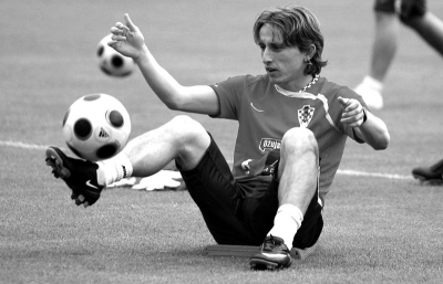 孔塞桑：对错失锁定胜局的进球不满意；弗拉霍维奇是球队领袖