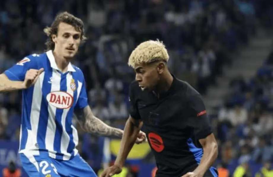 三分像打开外挂一样